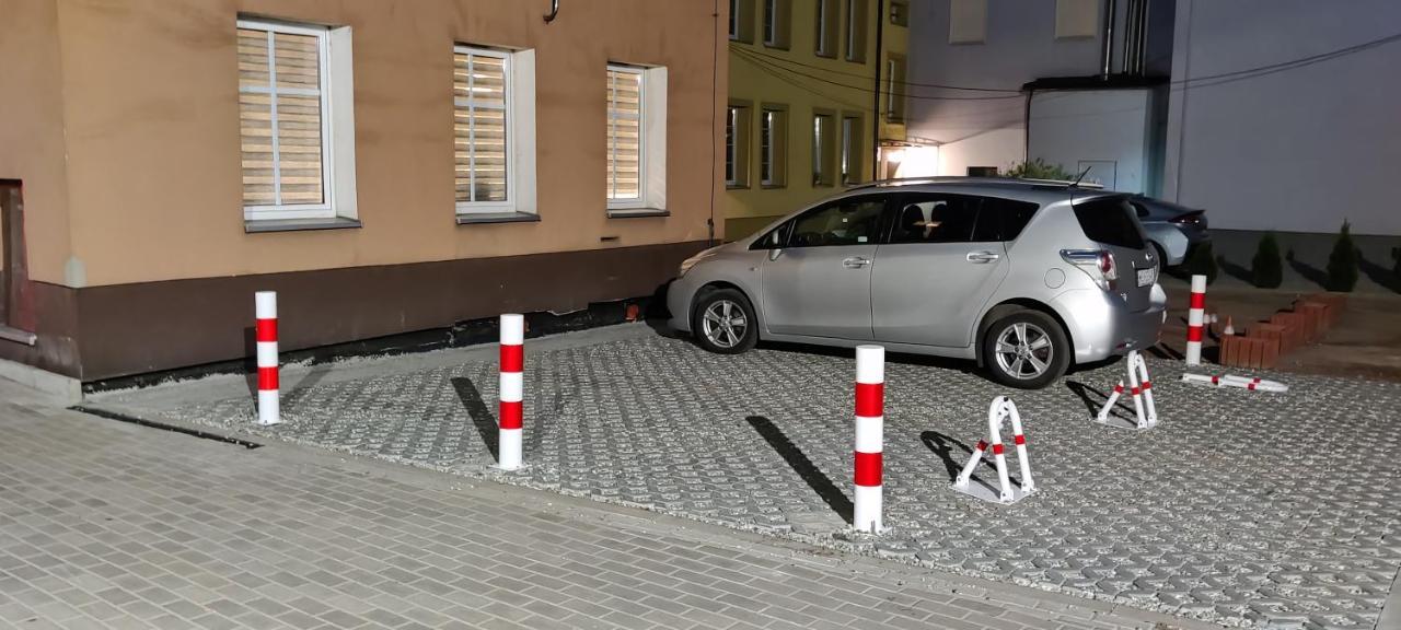 Apartamenty Chopina 4 Raciborz Bagian luar foto